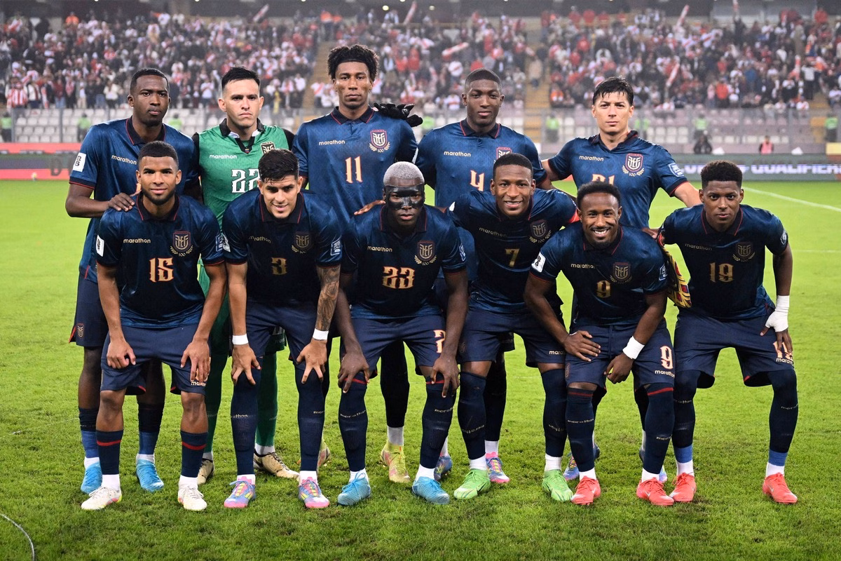 team photo for Ecuador